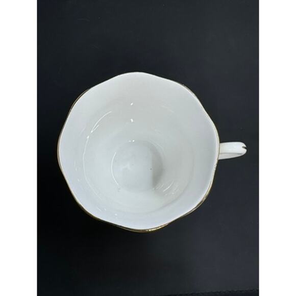 Elizabethan fine bone china, Taylor and Kent, England, Blue and white floral - Picture 8 of 14